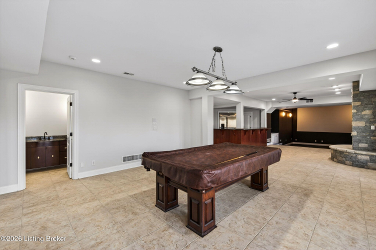 Listing Image 100