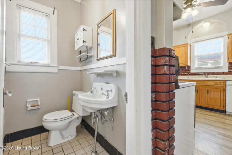 Listing Image 14