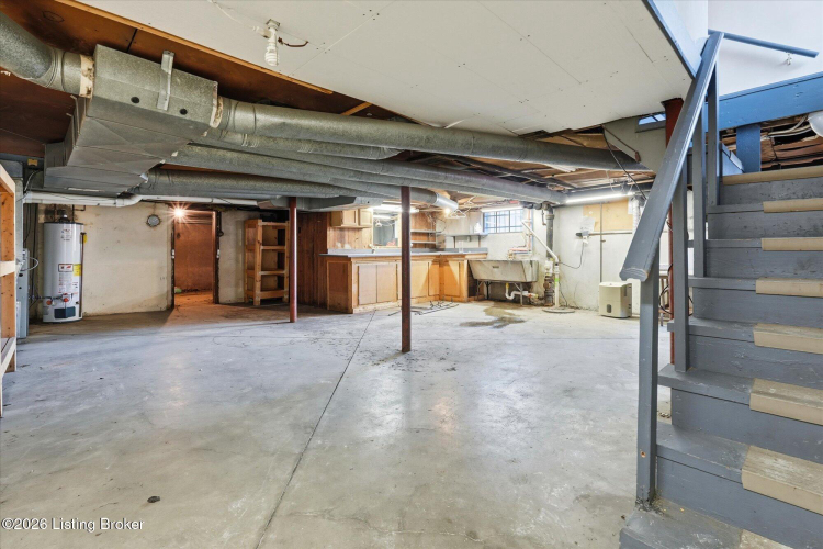 Listing Image 32