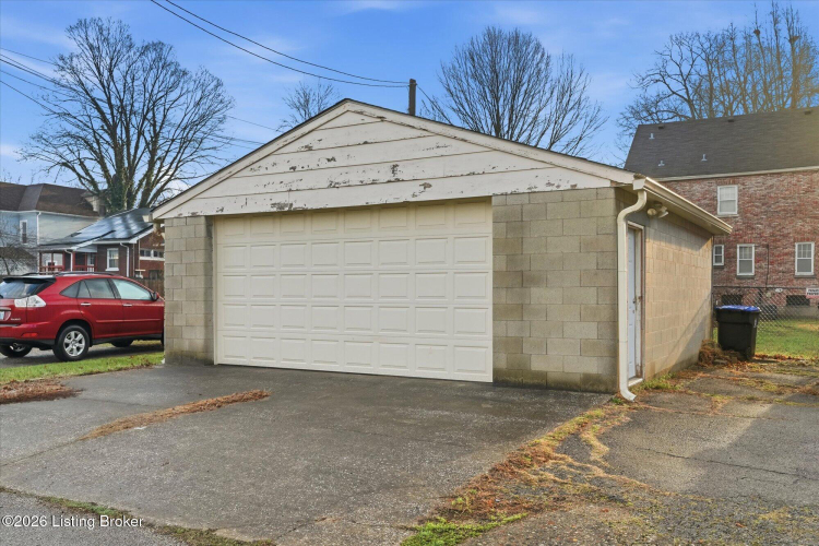 Listing Image 43