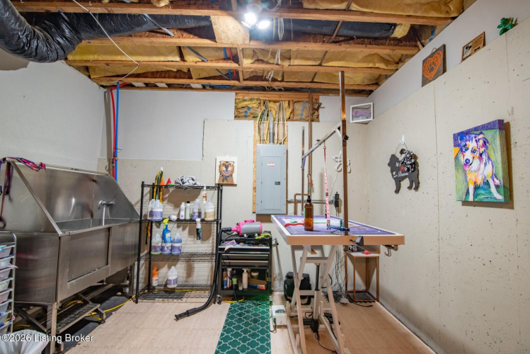 Listing Image 73