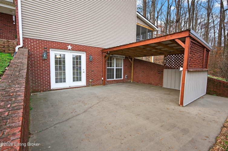 Listing Image 11