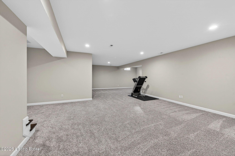 Listing Image 58