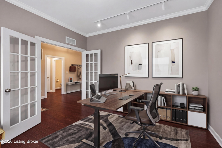 Listing Image 10