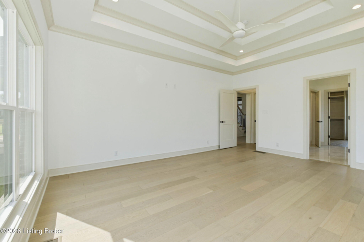 Listing Image 38