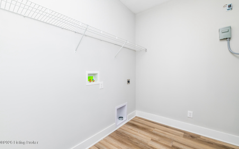 Listing Image 52
