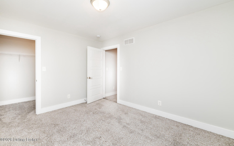 Listing Image 64