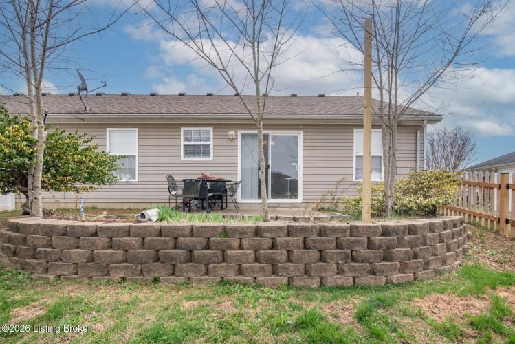 Listing Image 44