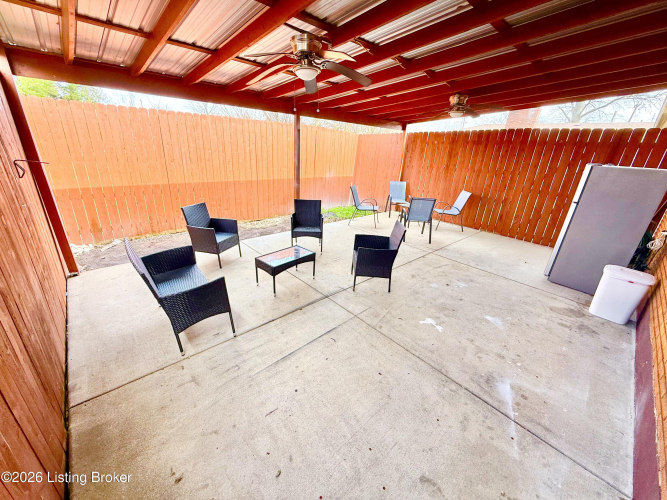 Listing Image 20