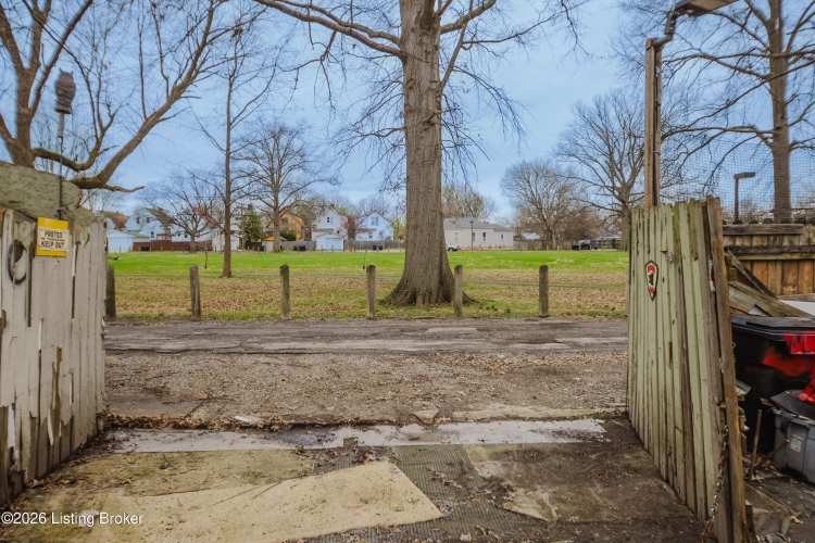 Listing Image 15