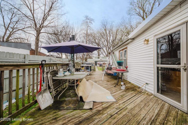 Listing Image 19