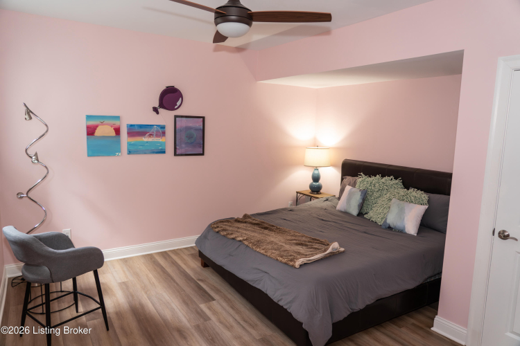 Listing Image 55