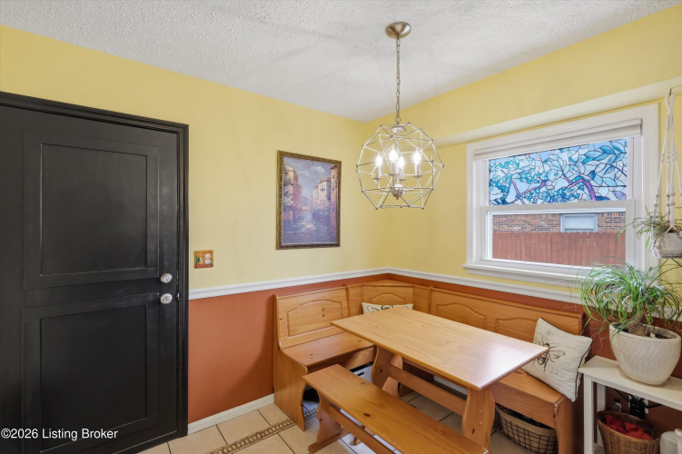 Listing Image 20