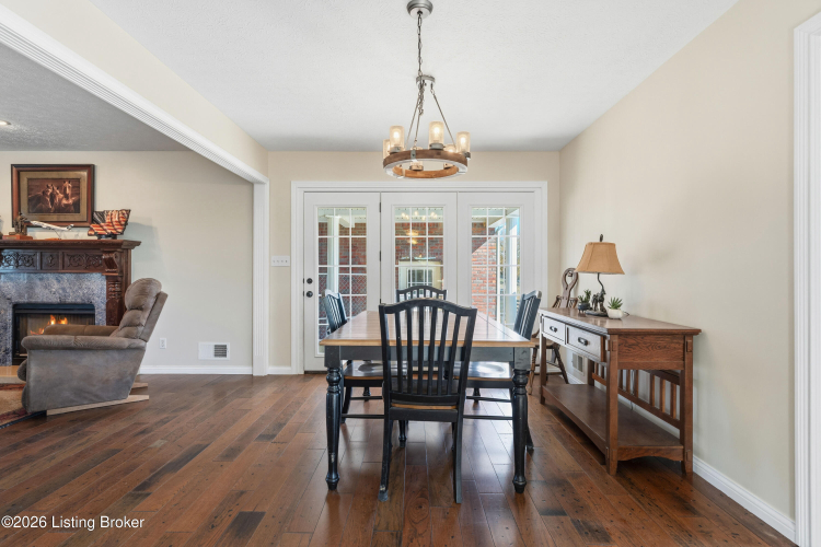 Listing Image 18