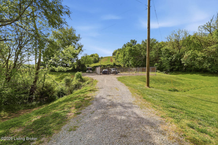 Listing Image 75