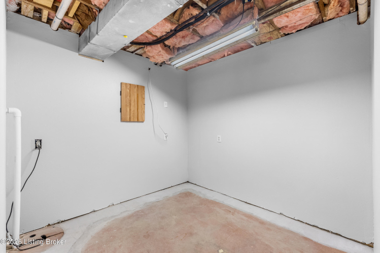Listing Image 40