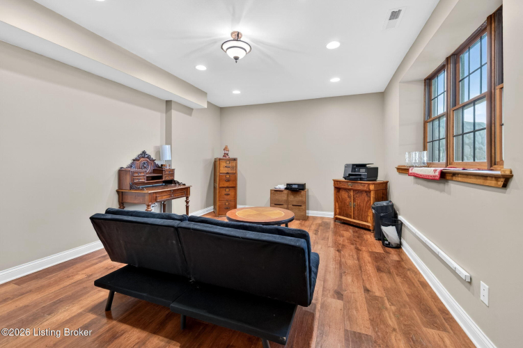Listing Image 65