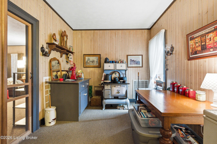 Listing Image 18