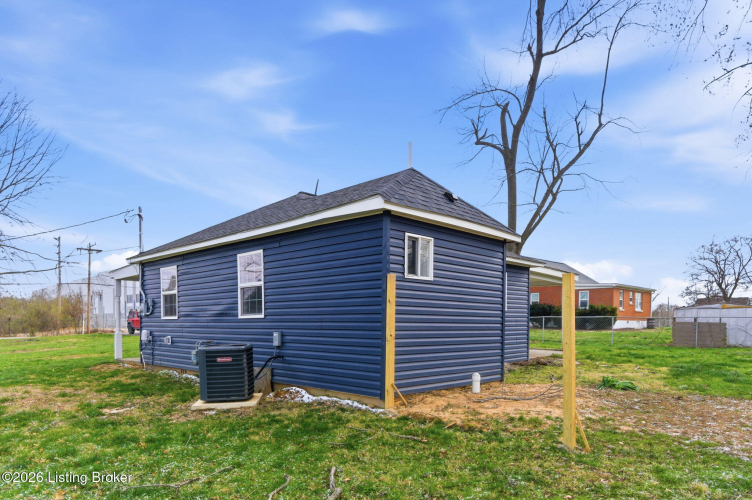 Listing Image 20