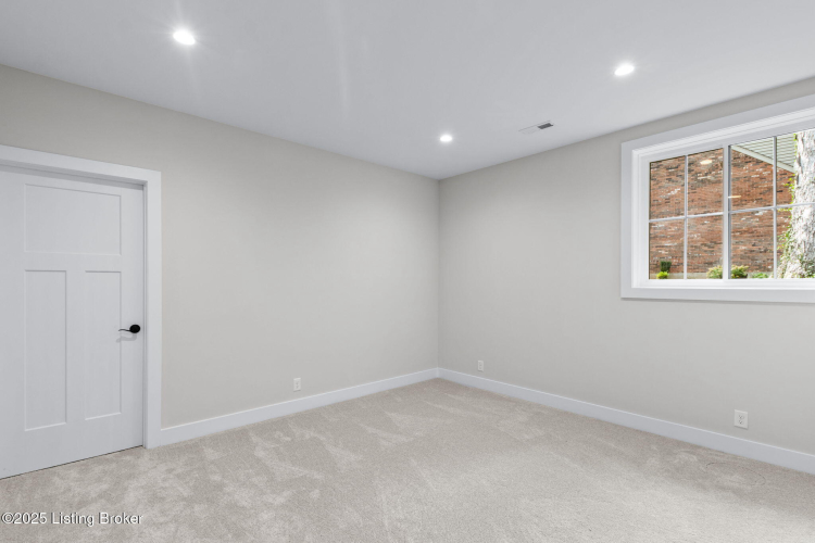 Listing Image 51