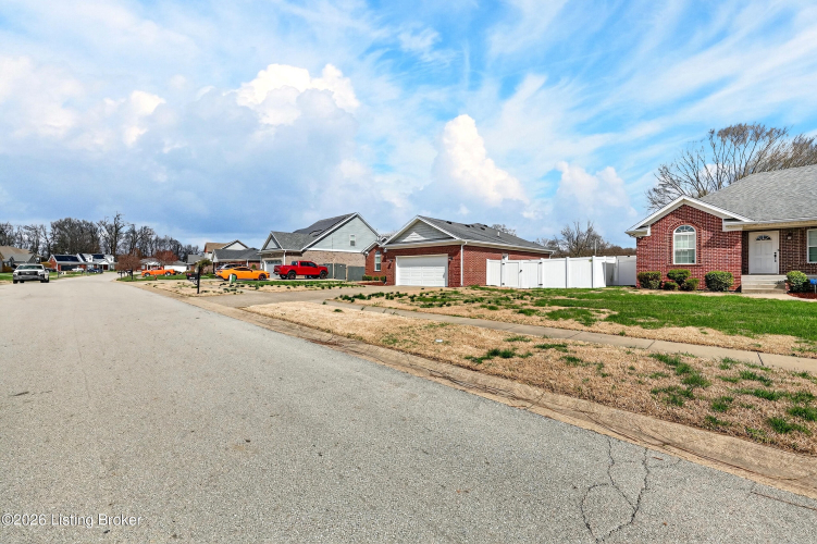 Listing Image 50