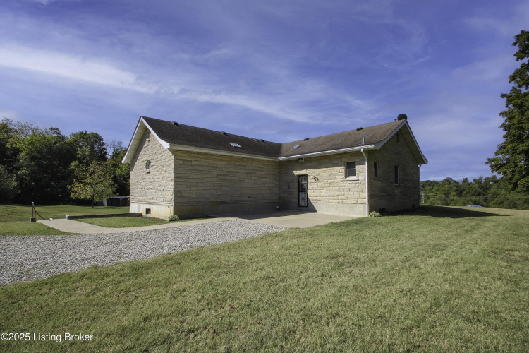Listing Image 54