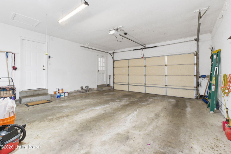 Listing Image 42