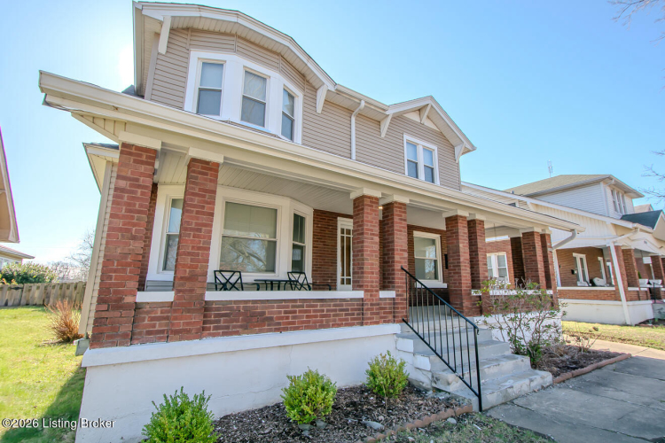 Listing Image 3