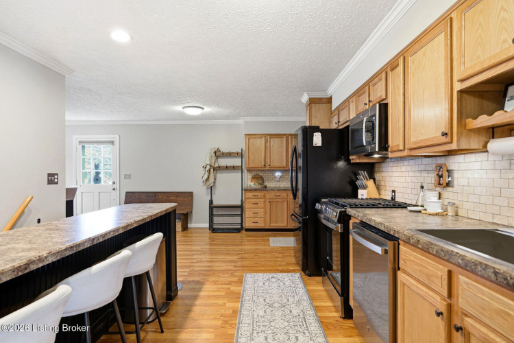 Listing Image 13