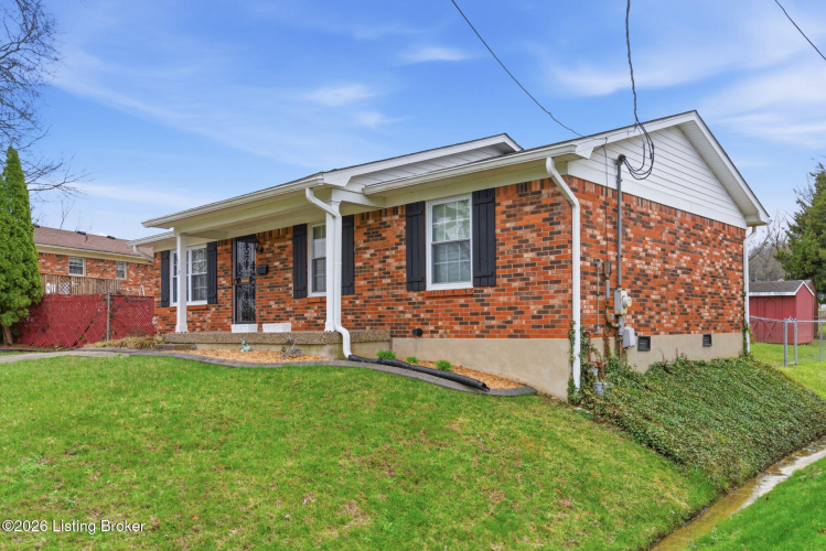 Listing Image 3