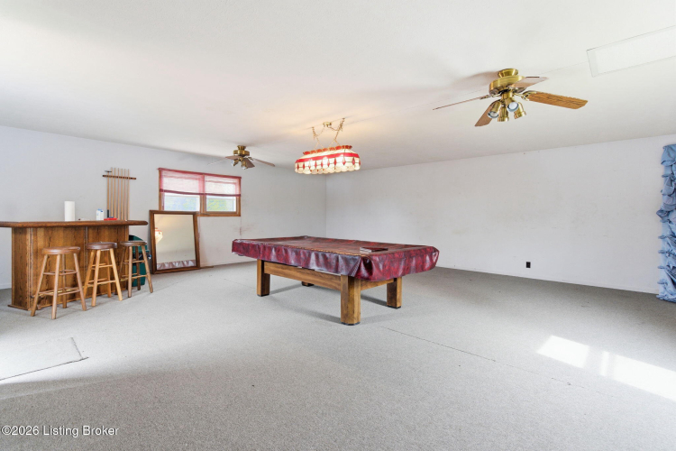 Listing Image 28