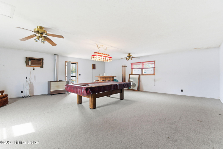 Listing Image 29