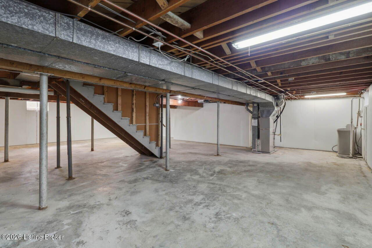 Listing Image 38