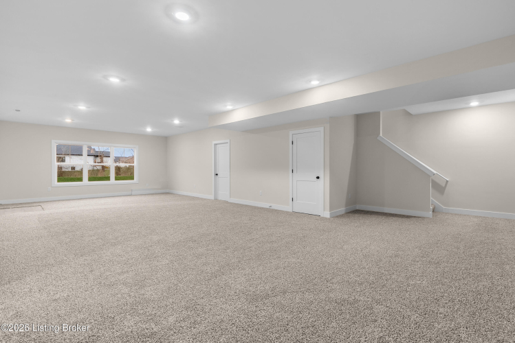 Listing Image 38