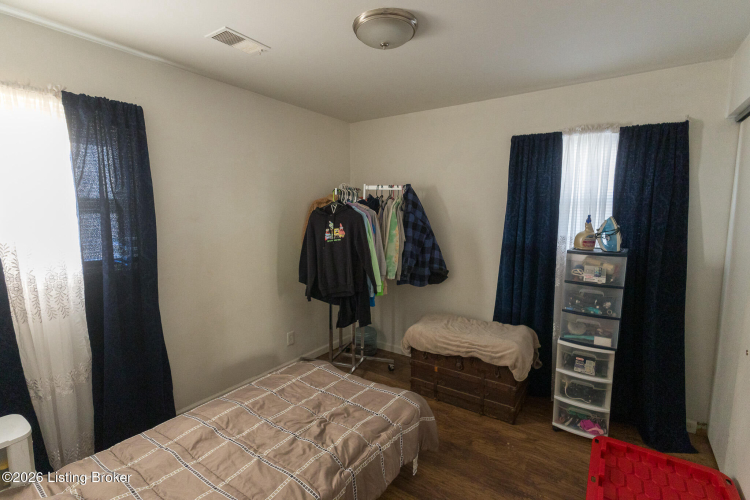 Listing Image 25