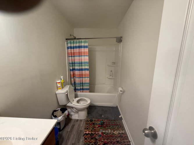 Listing Image 53