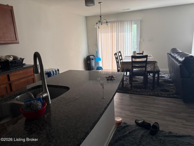 Listing Image 60
