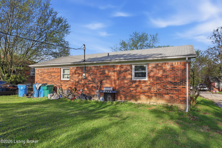 Listing Image 20
