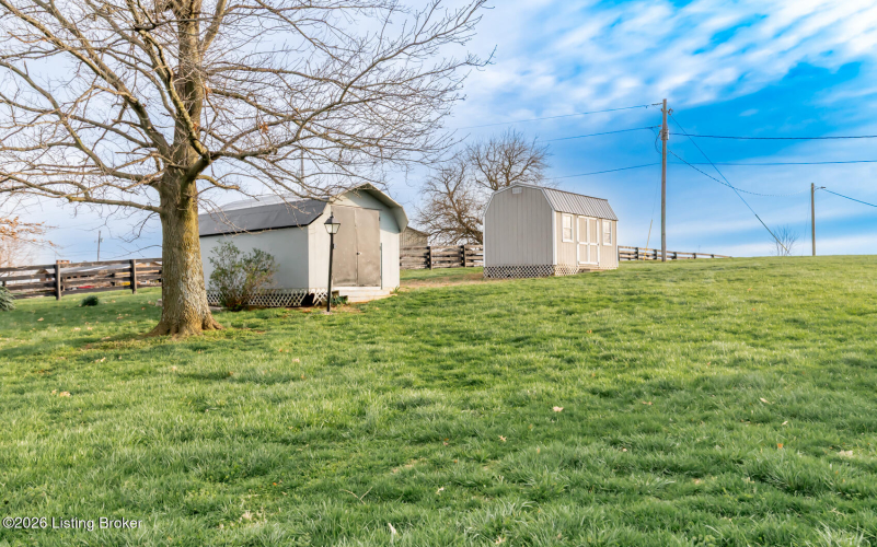 Listing Image 16