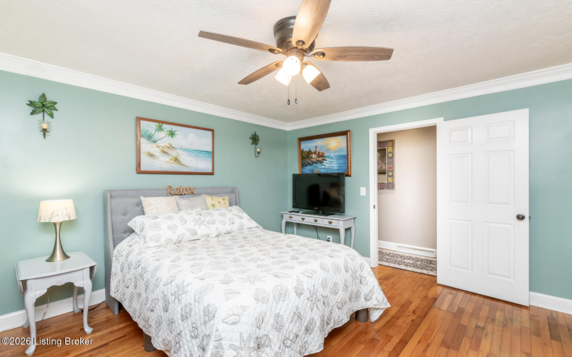 Listing Image 55