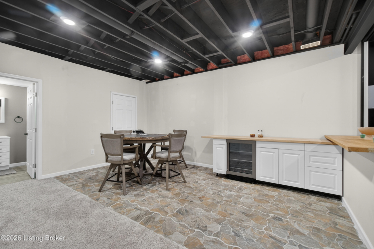Listing Image 51