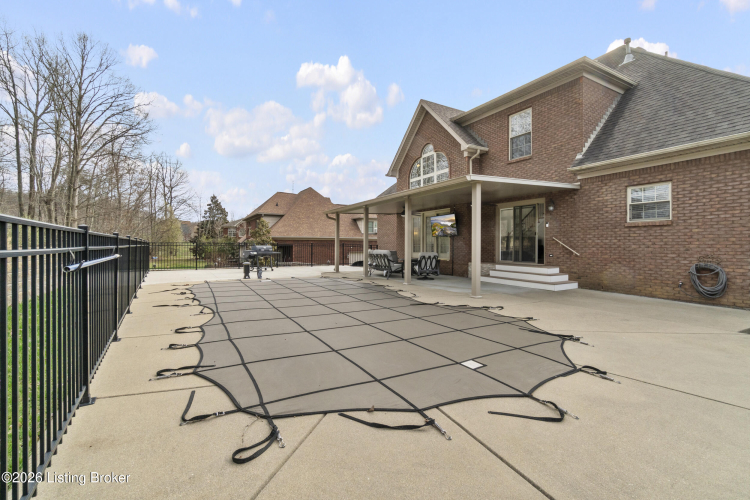 Listing Image 58