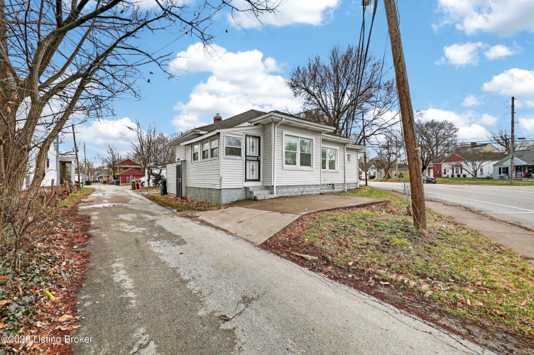 Listing Image 42