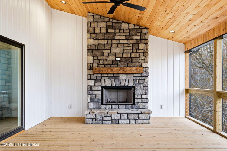 Listing Image 41