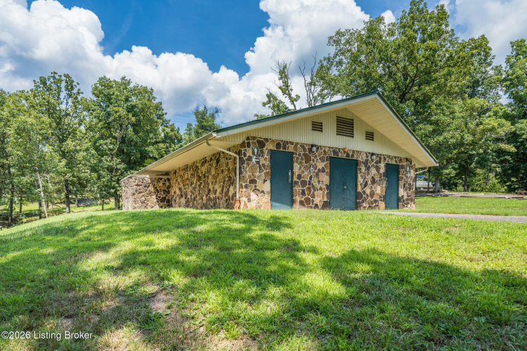 Listing Image 64