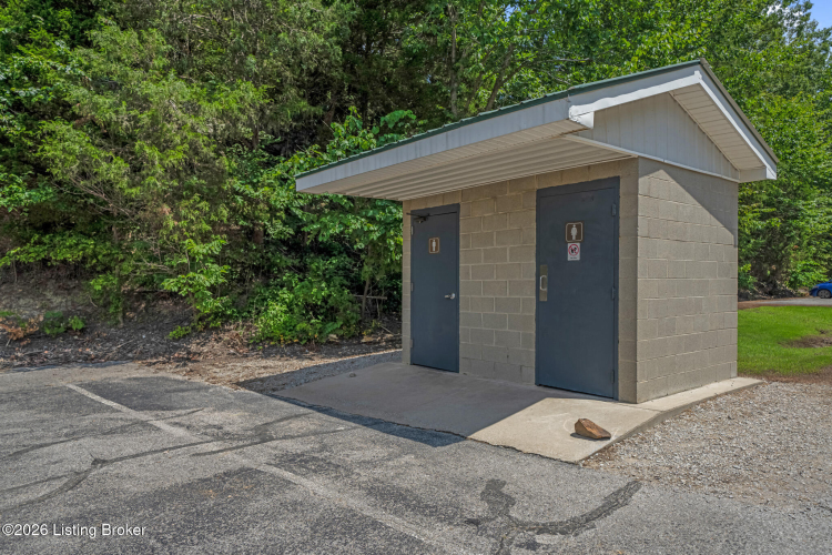 Listing Image 76