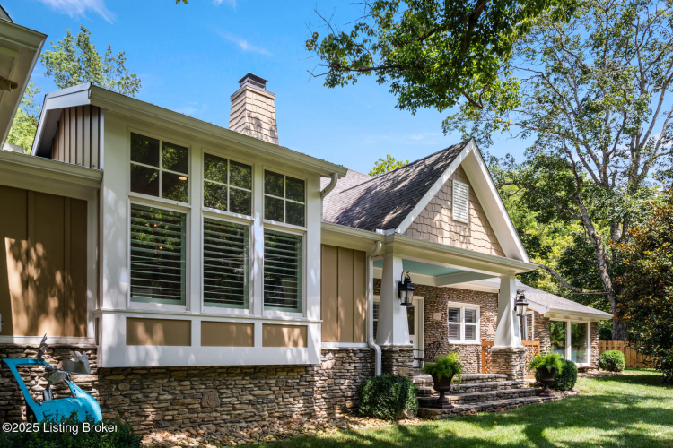 Listing Image 102