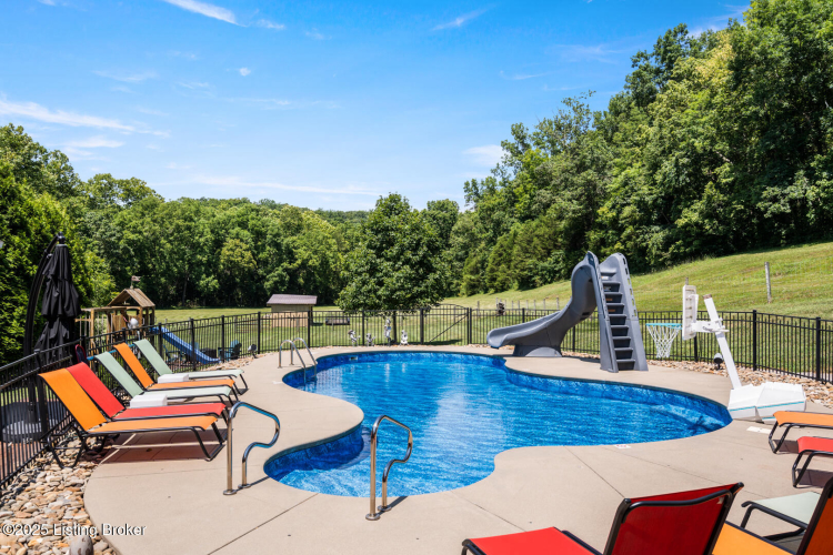 Listing Image 52
