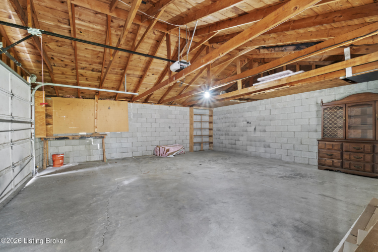 Listing Image 32