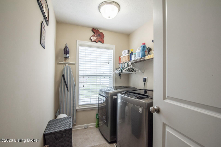 Listing Image 73